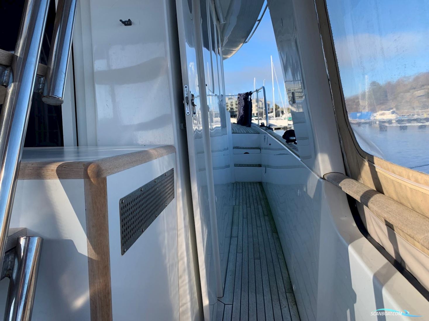 Beneteau Swift Trawler 42