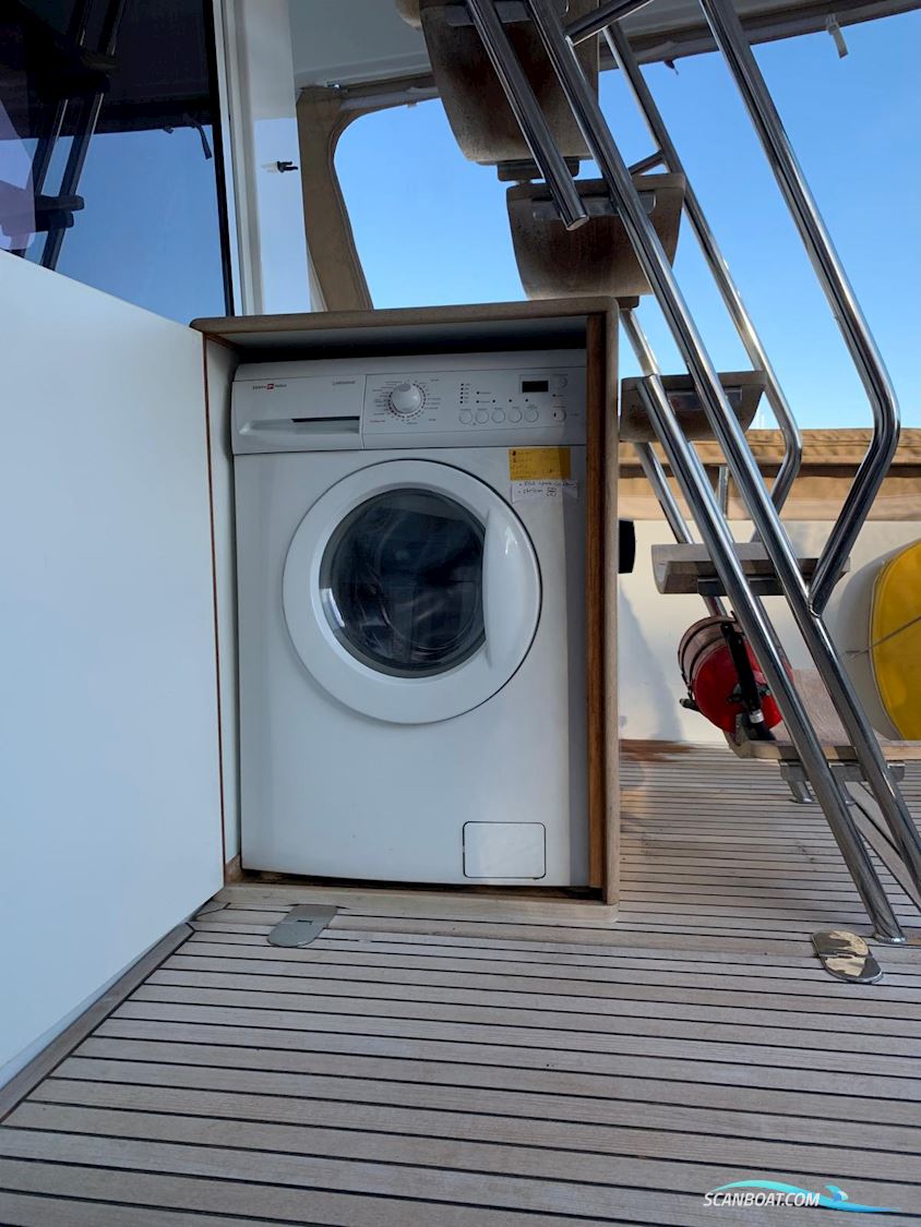 Beneteau Swift Trawler 42