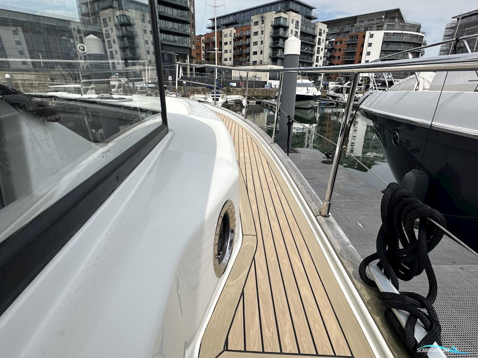 Beneteau Swift Trawler 44