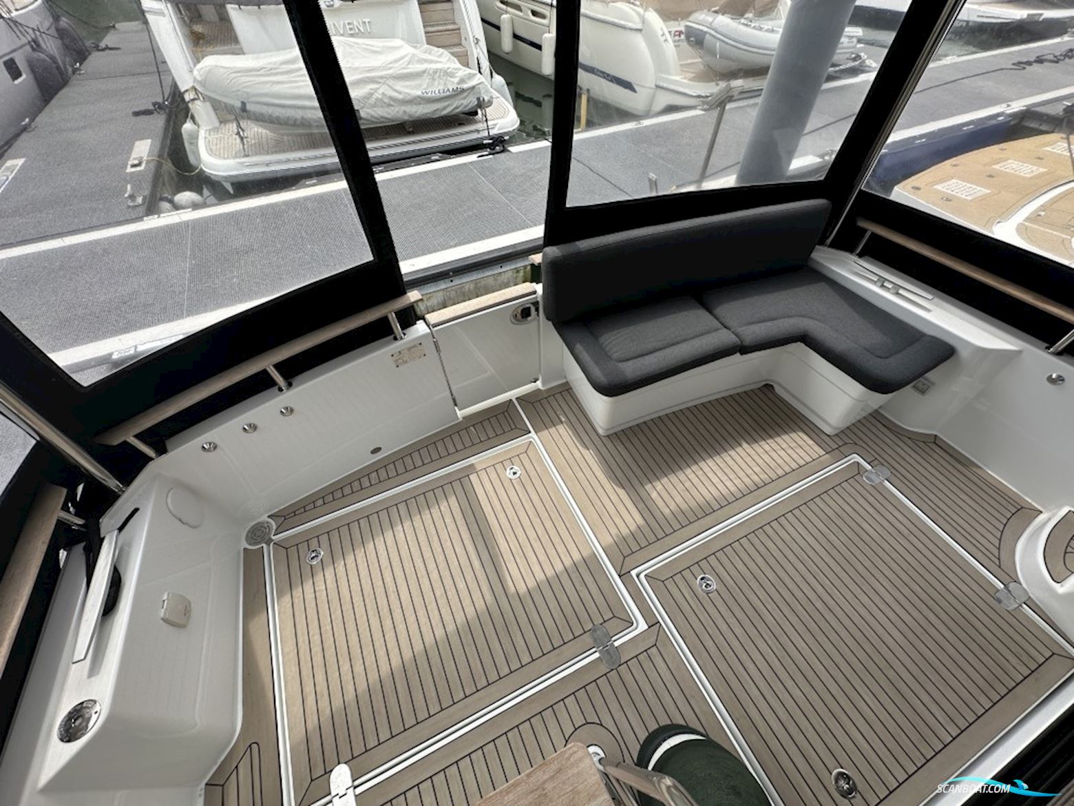 Beneteau Swift Trawler 44