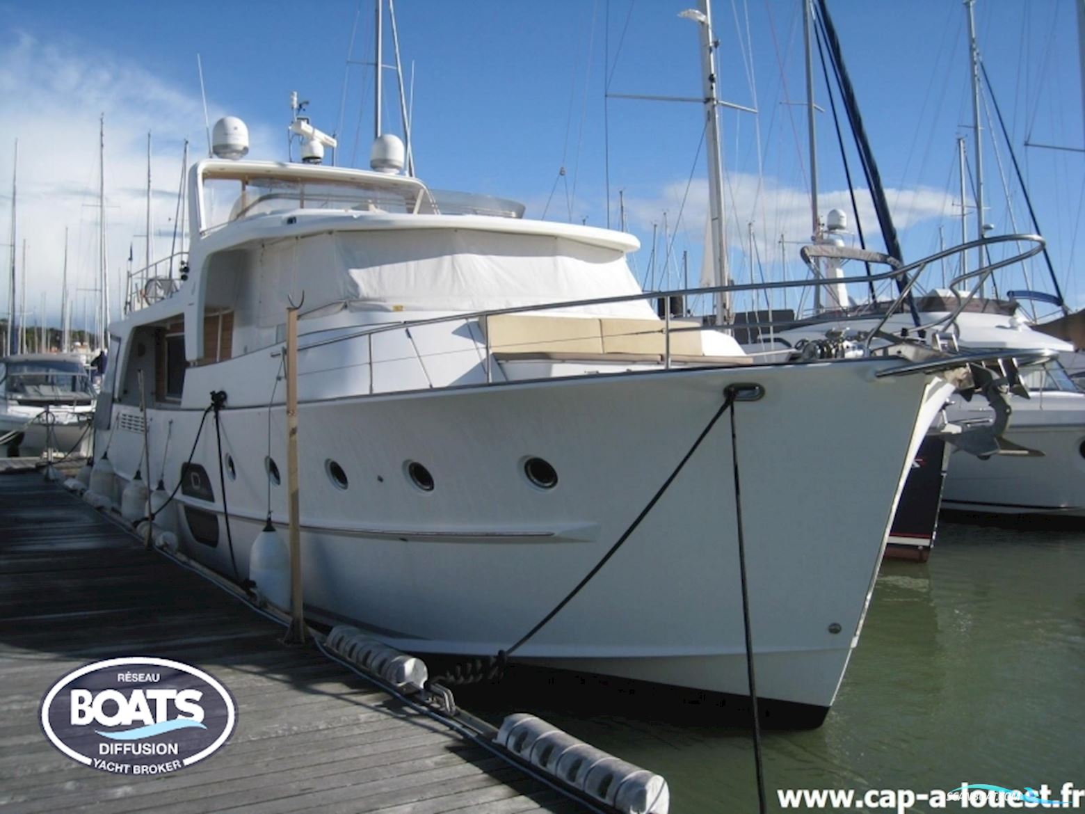 Beneteau Swift Trawler 52 Motorbåt 2009, med Volvo motor, Frankrike