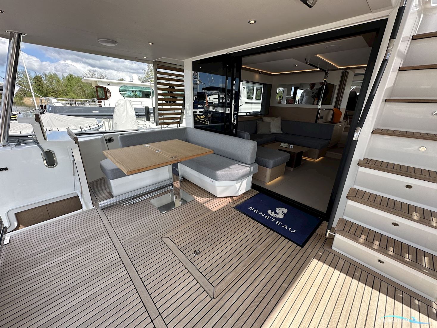 Beneteau Swift Trawler 62