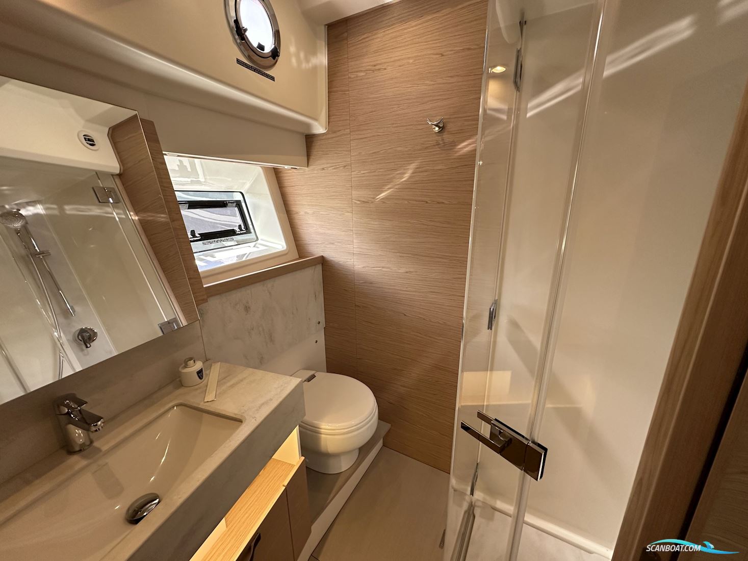 Beneteau Swift Trawler 62