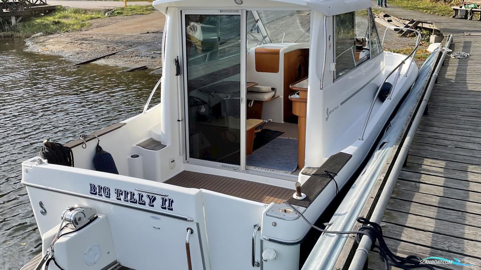 Beneteau Utombordare Antares 760