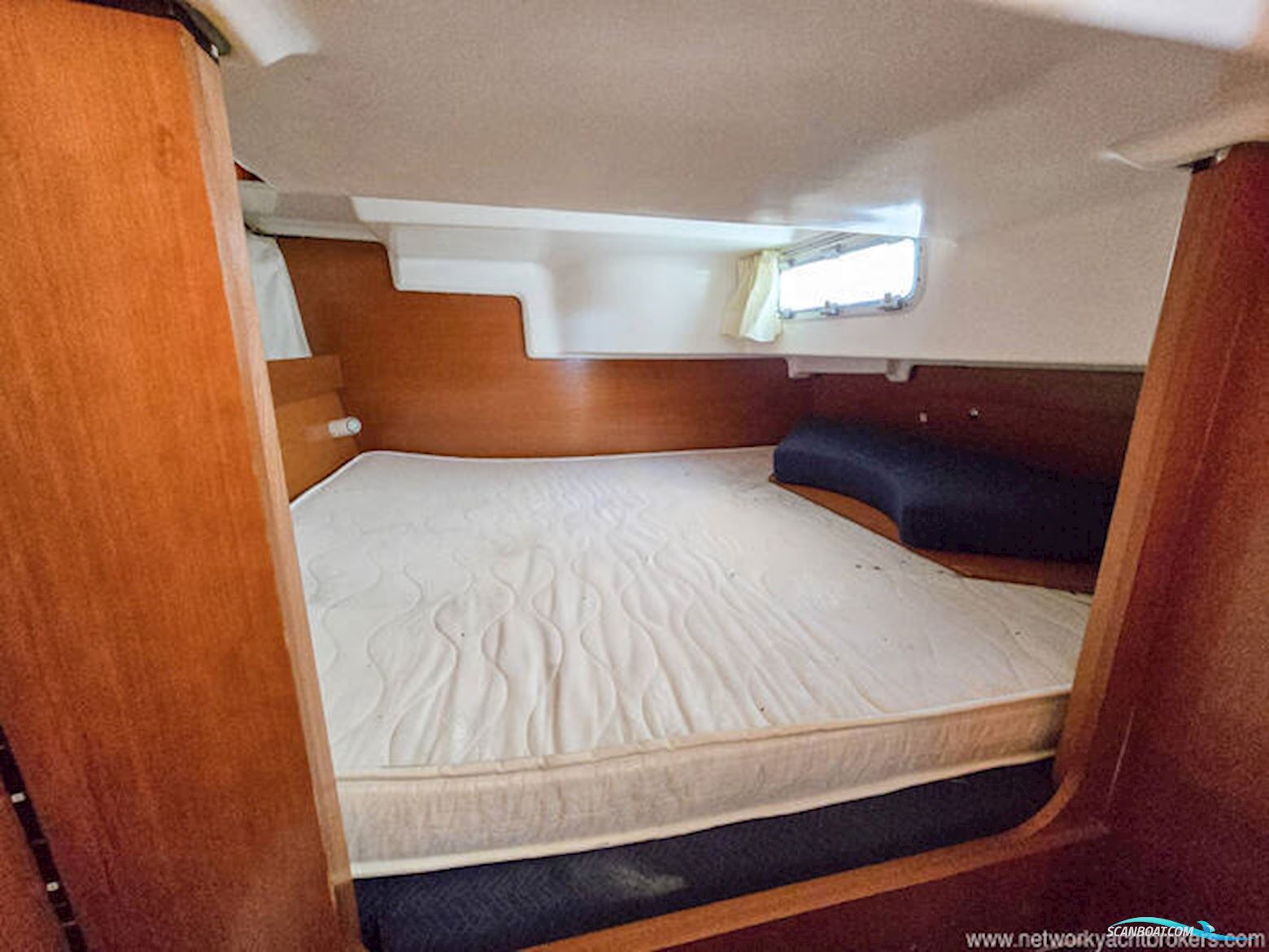 Beneteau Viva 920
