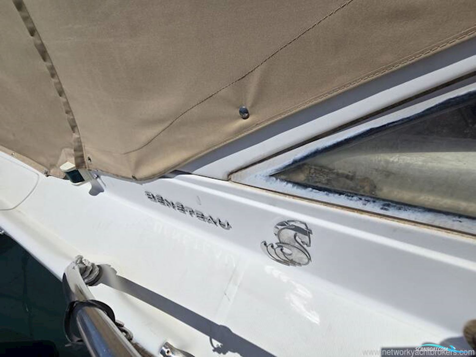 Beneteau Viva 920