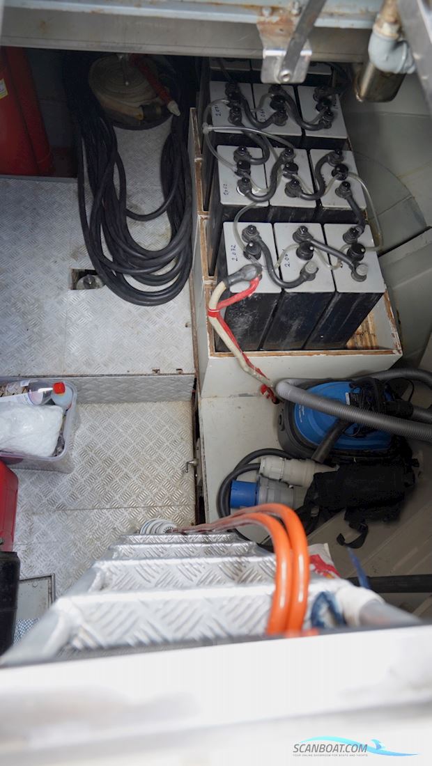 Benetti 79 Sail Division