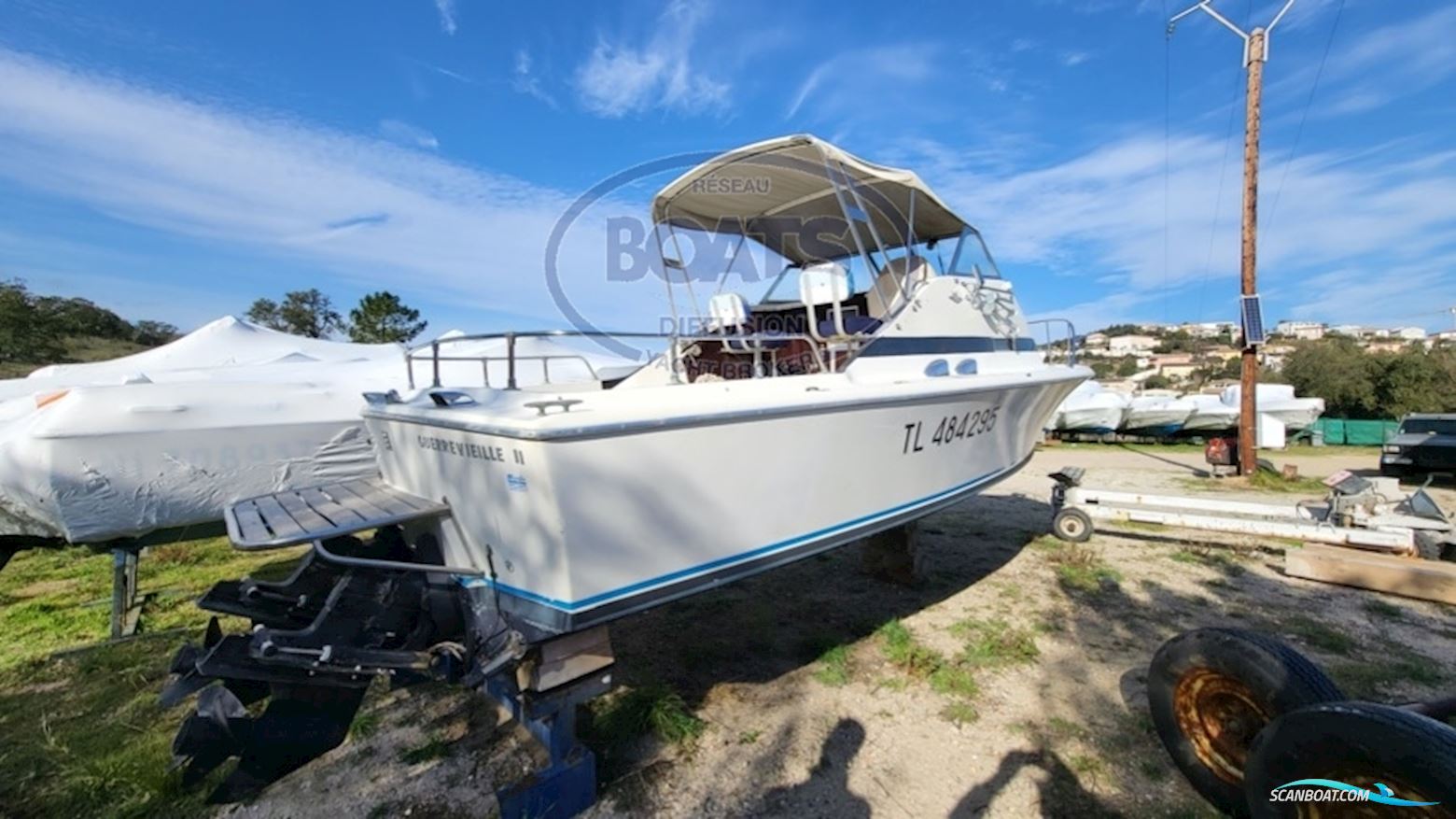 Bertram  BAHIA MAR 25