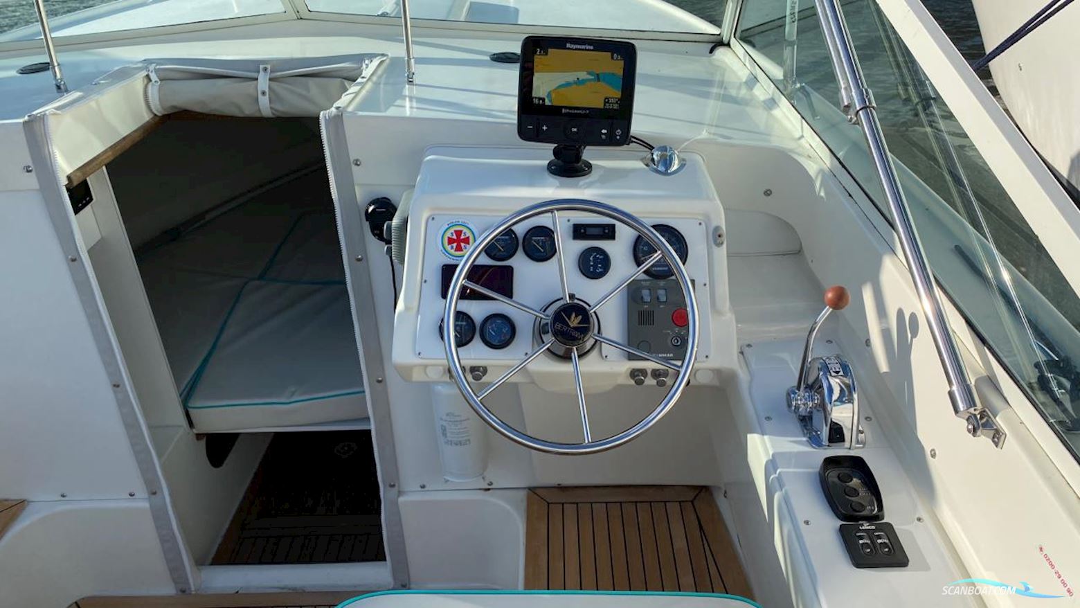 Bertram 25 Moppie