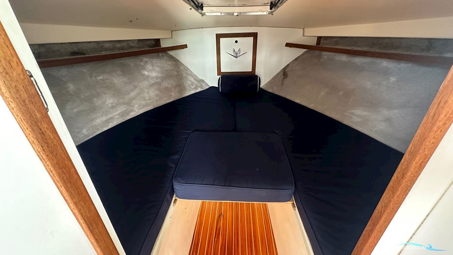 Bertram 28 Flybridge