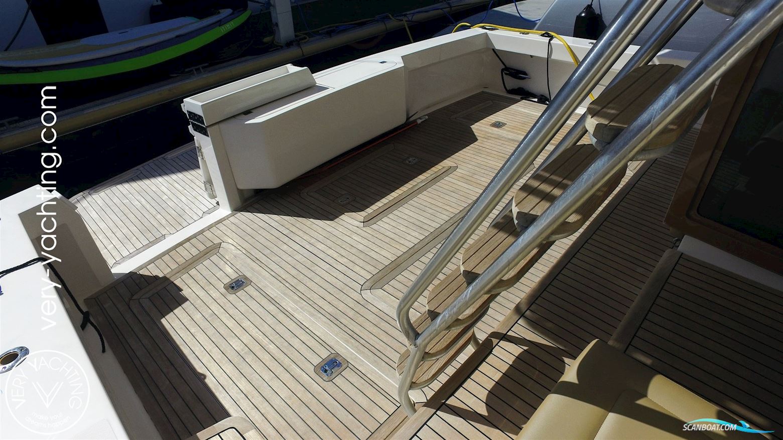 Bertram Yacht 540 Convertible