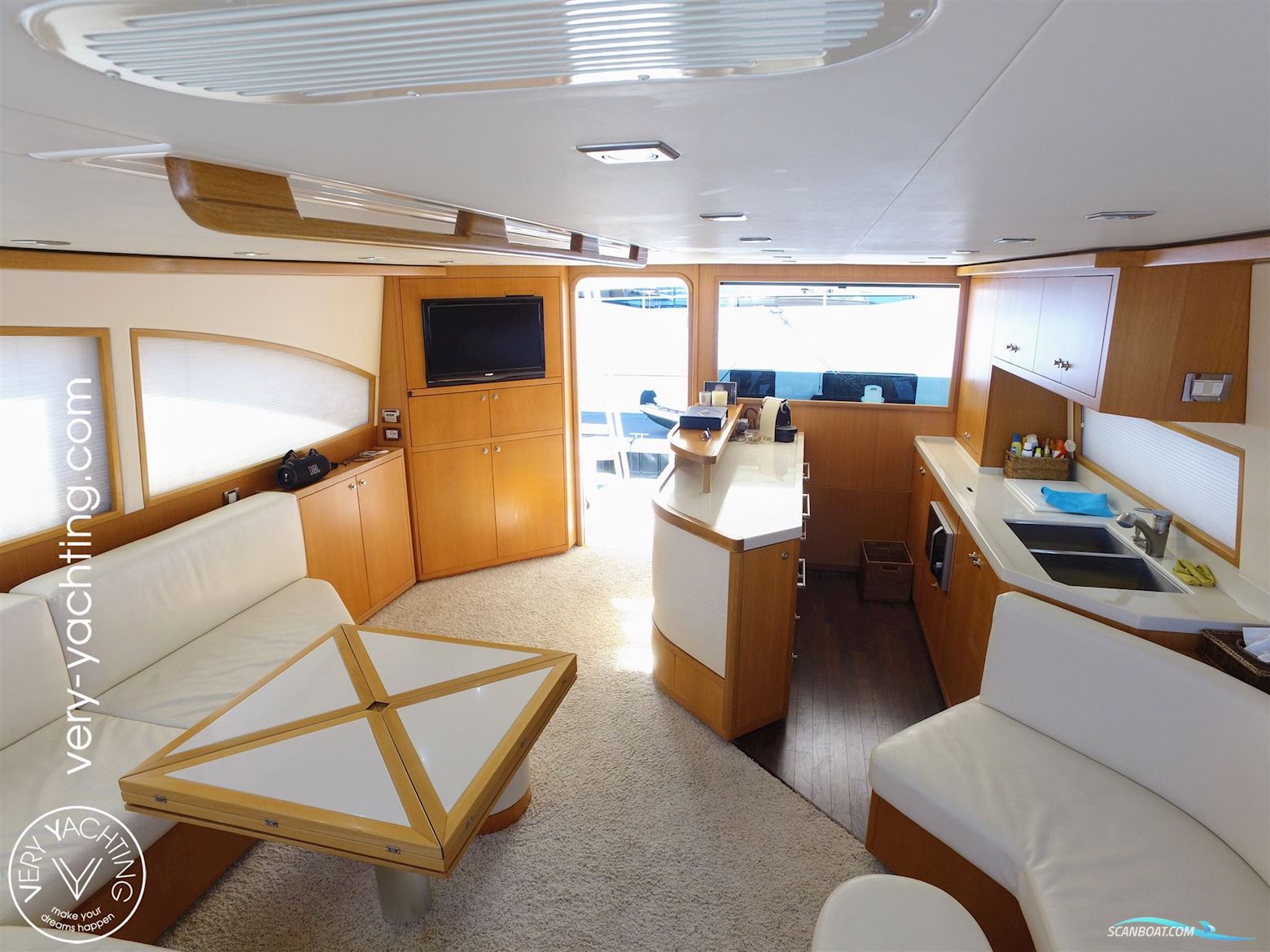 Bertram Yacht 540 Convertible