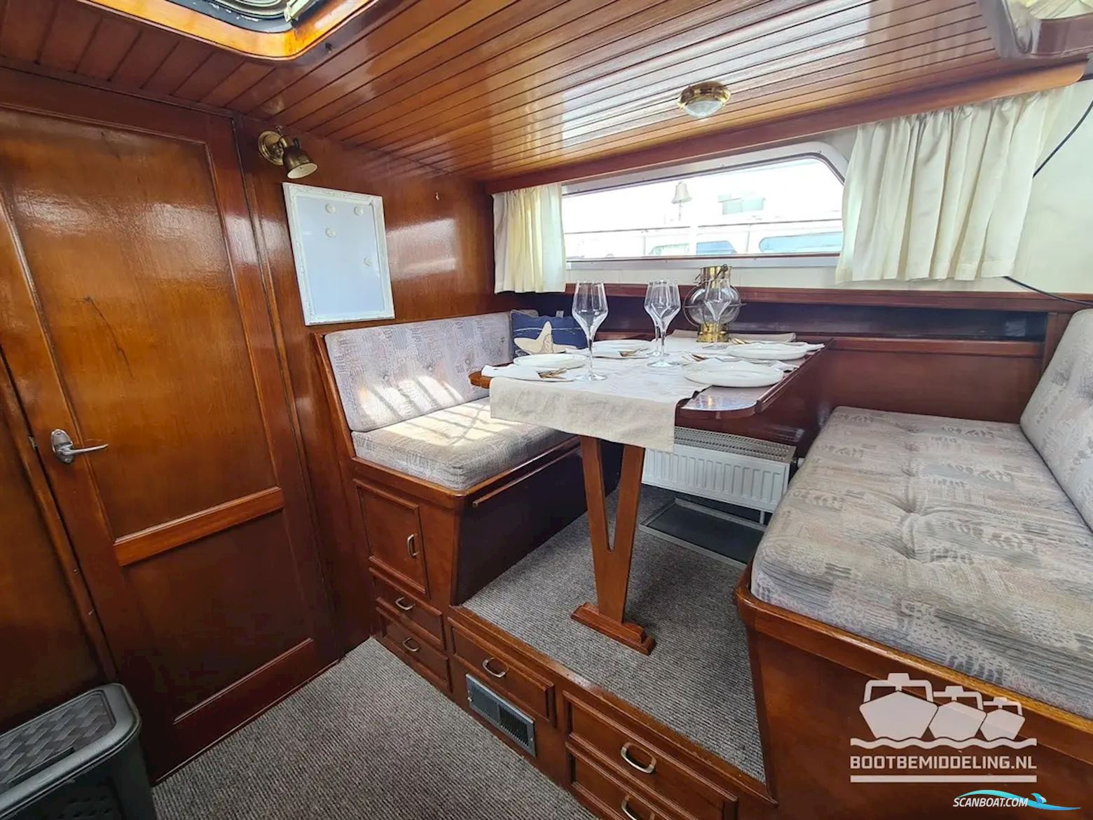 Blauwe Hand Kruiser 14.00 AK