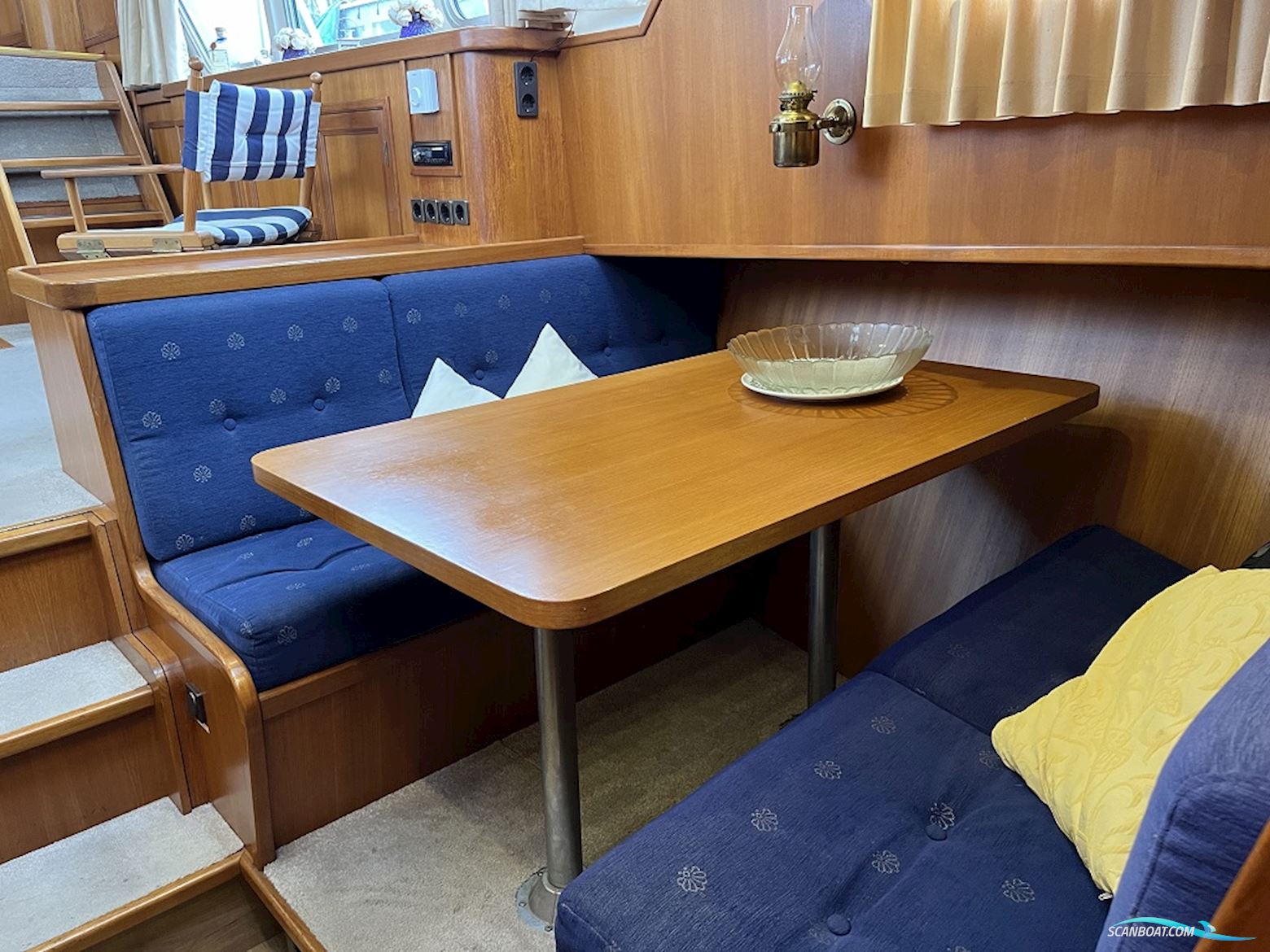 Blauwe Hand Trawler 1400