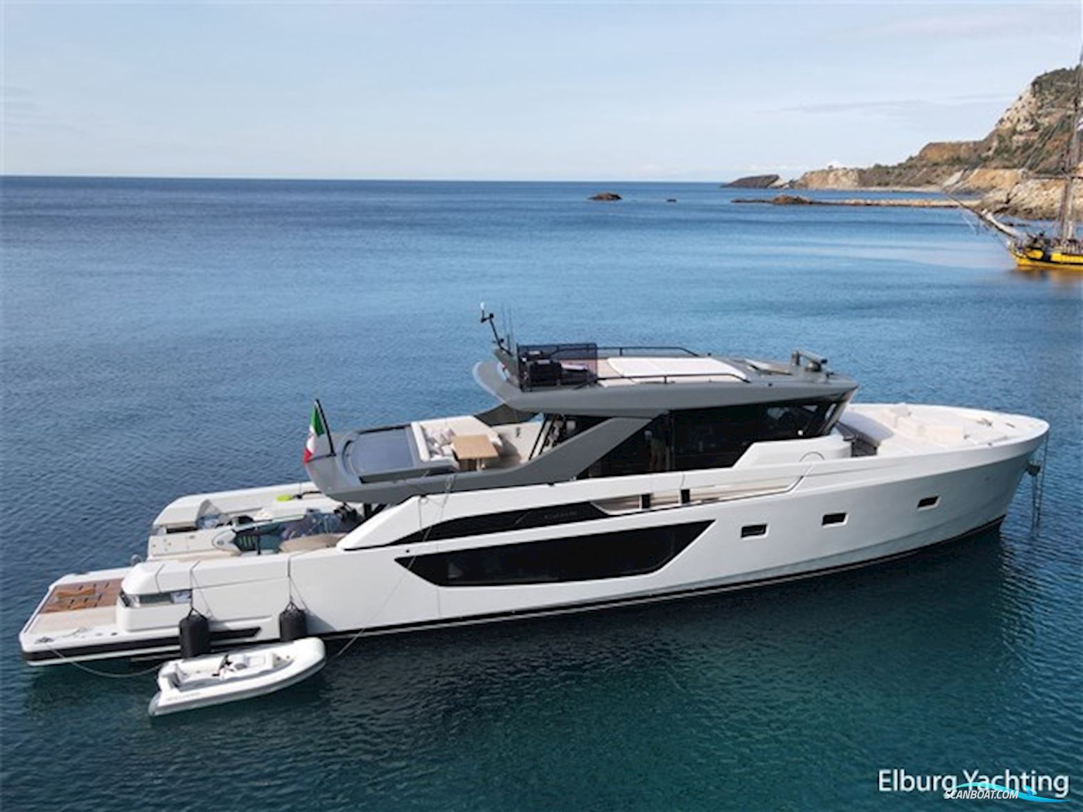 Blue Game Bgx 73 Motorbåt 2022, Holland