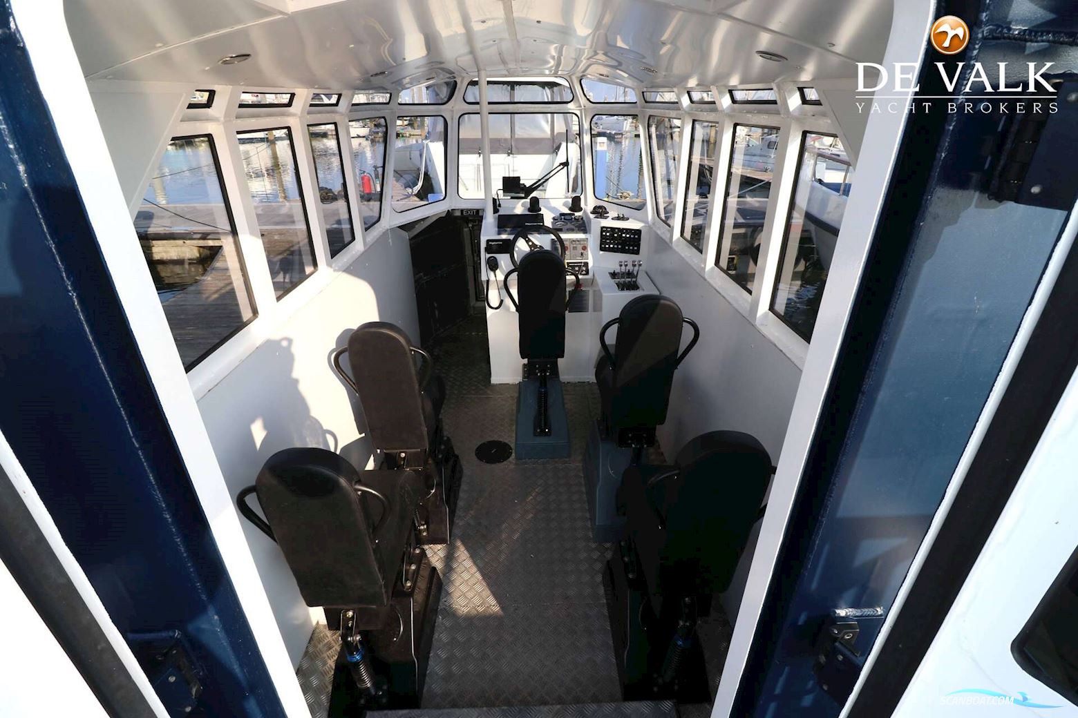 Blue Spirit 10.00 Cabin