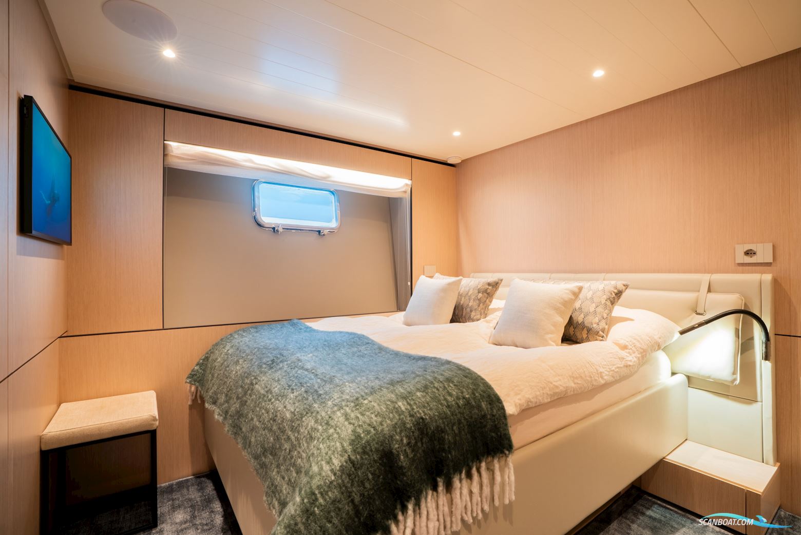 BLUEGAME BGX70 / BGX73