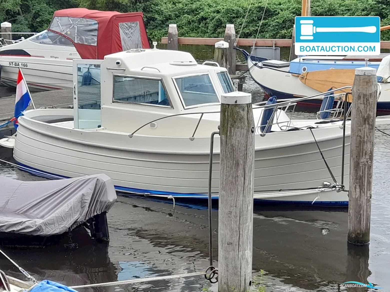 Bluestar Retro Cabin 22