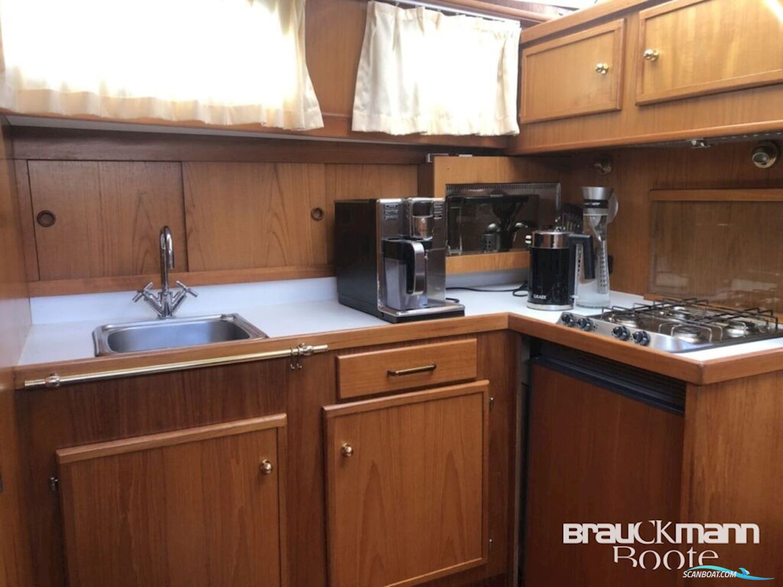 Boarncruiser New Line de Luxe 395