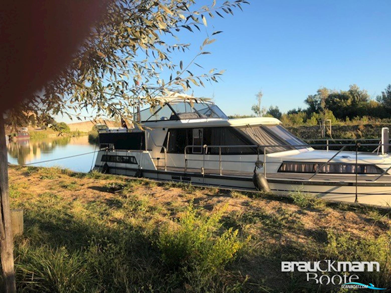 Boarncruiser New Line de Luxe 395