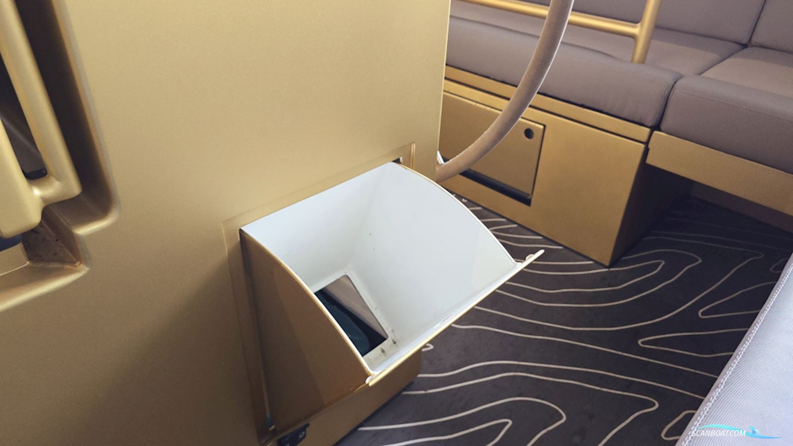 BOB Sloepen Explorer 1100