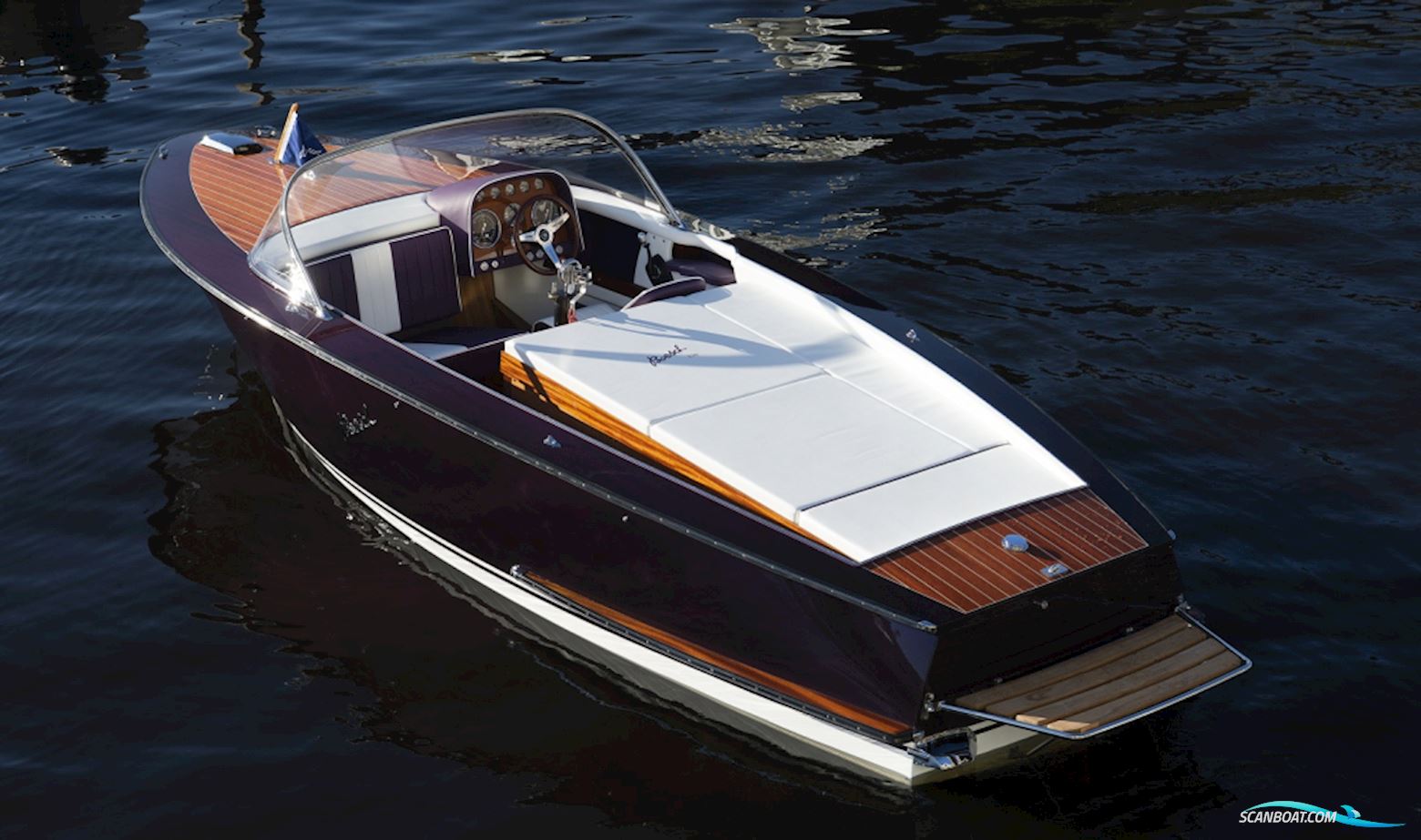 Boesch 530 Sundeck Special Motorbåt 1984, Holland