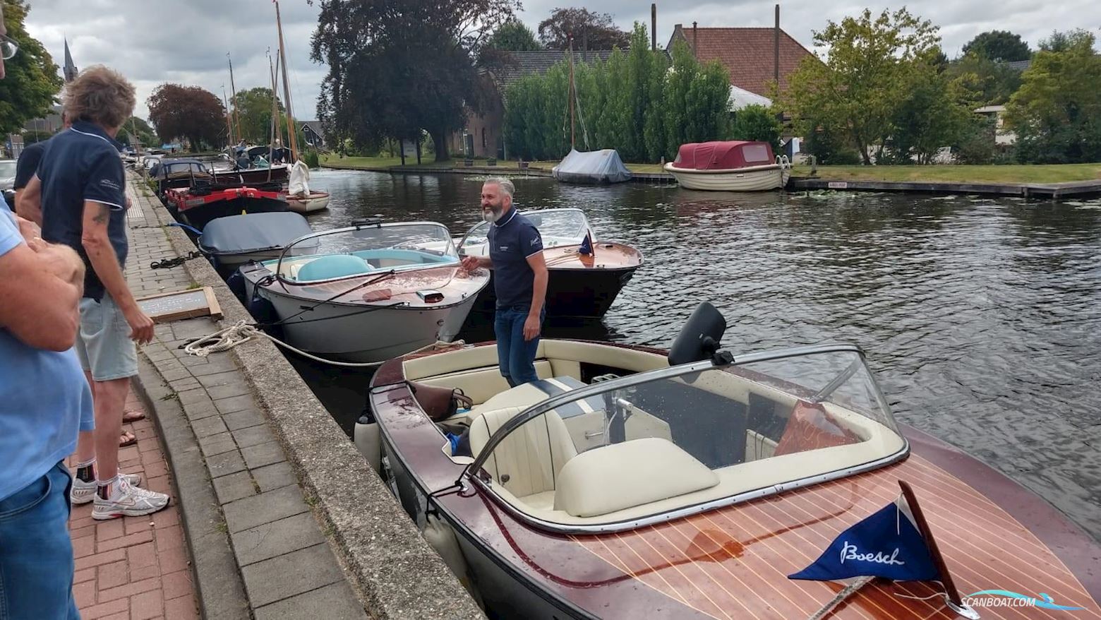 Boesch 530 Super Competition Motorbåt 1986, med Crusader motor, Holland