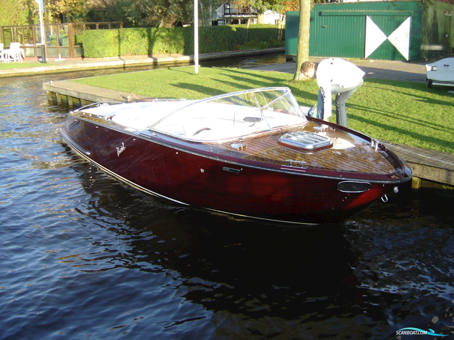 Boesch 680 Costa Brava de Luxe Motorbåt 1991, med Boesch Marine motor, Holland