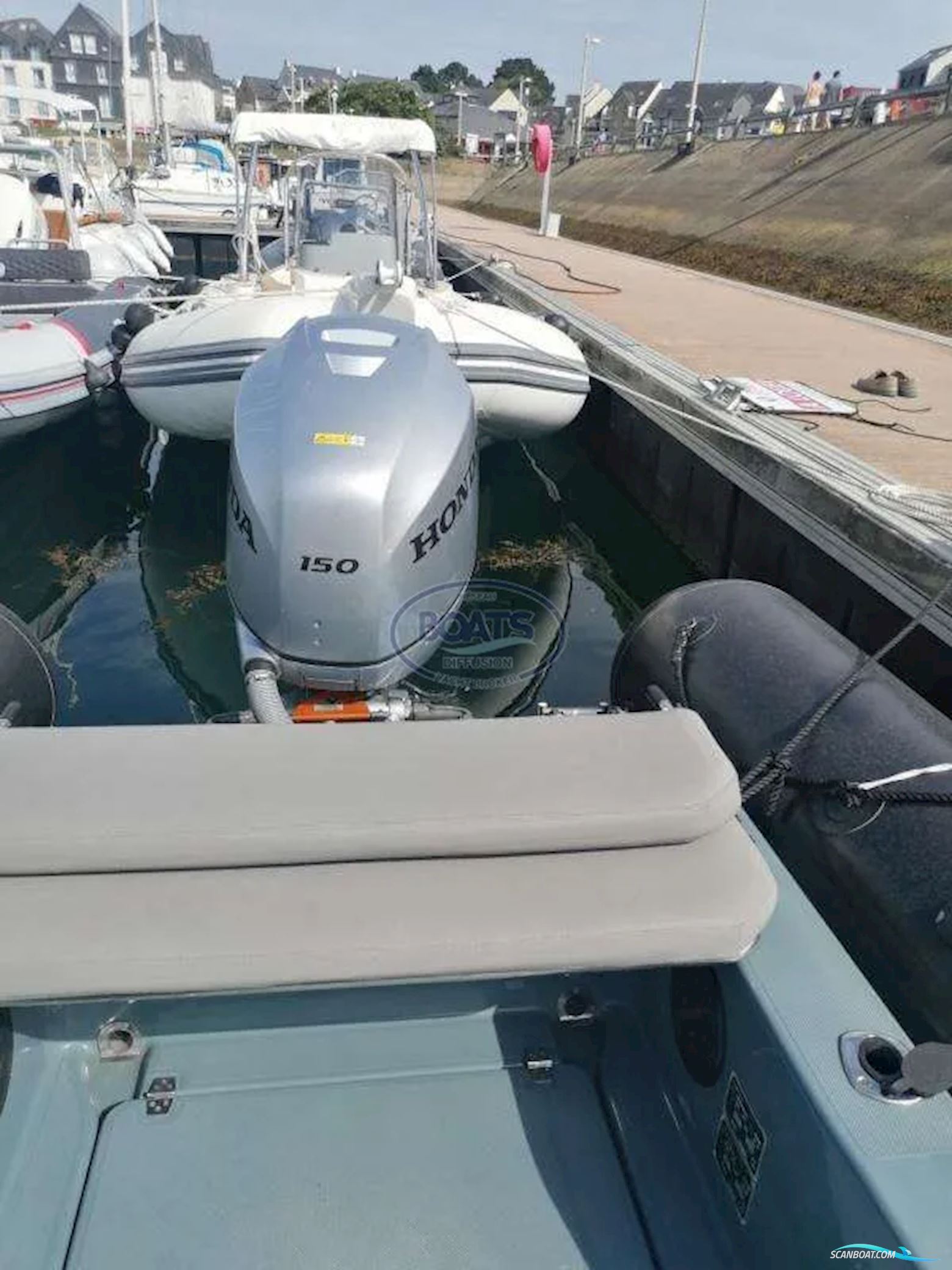 Bombard EXPLORER 700 NEO