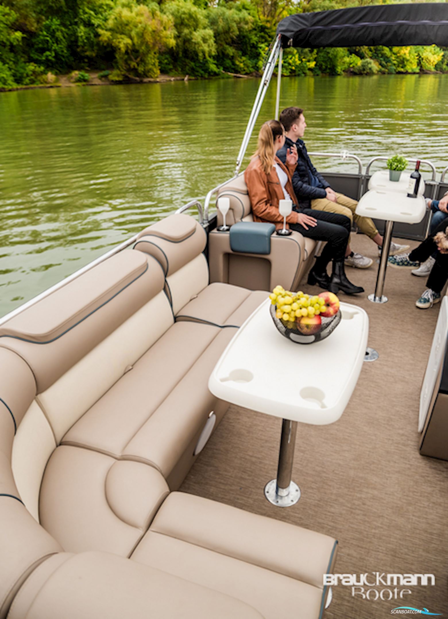 Bontoon Boat HU Passion Line Cat 625