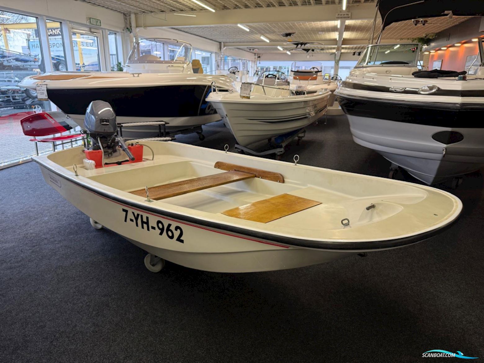 Boston Whaler 11 ft