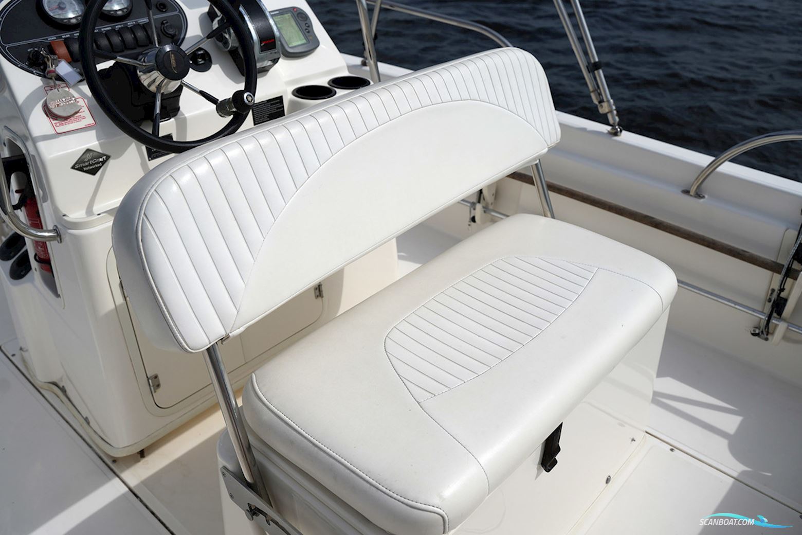 Boston Whaler 180 Dauntless