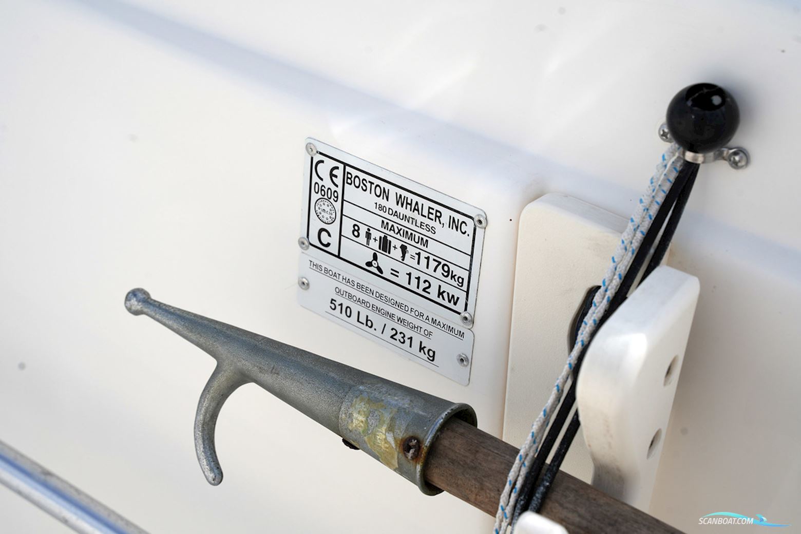 Boston Whaler 180 Dauntless