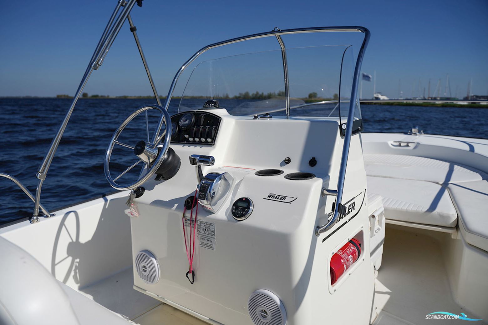 Boston Whaler 190 Montauk
