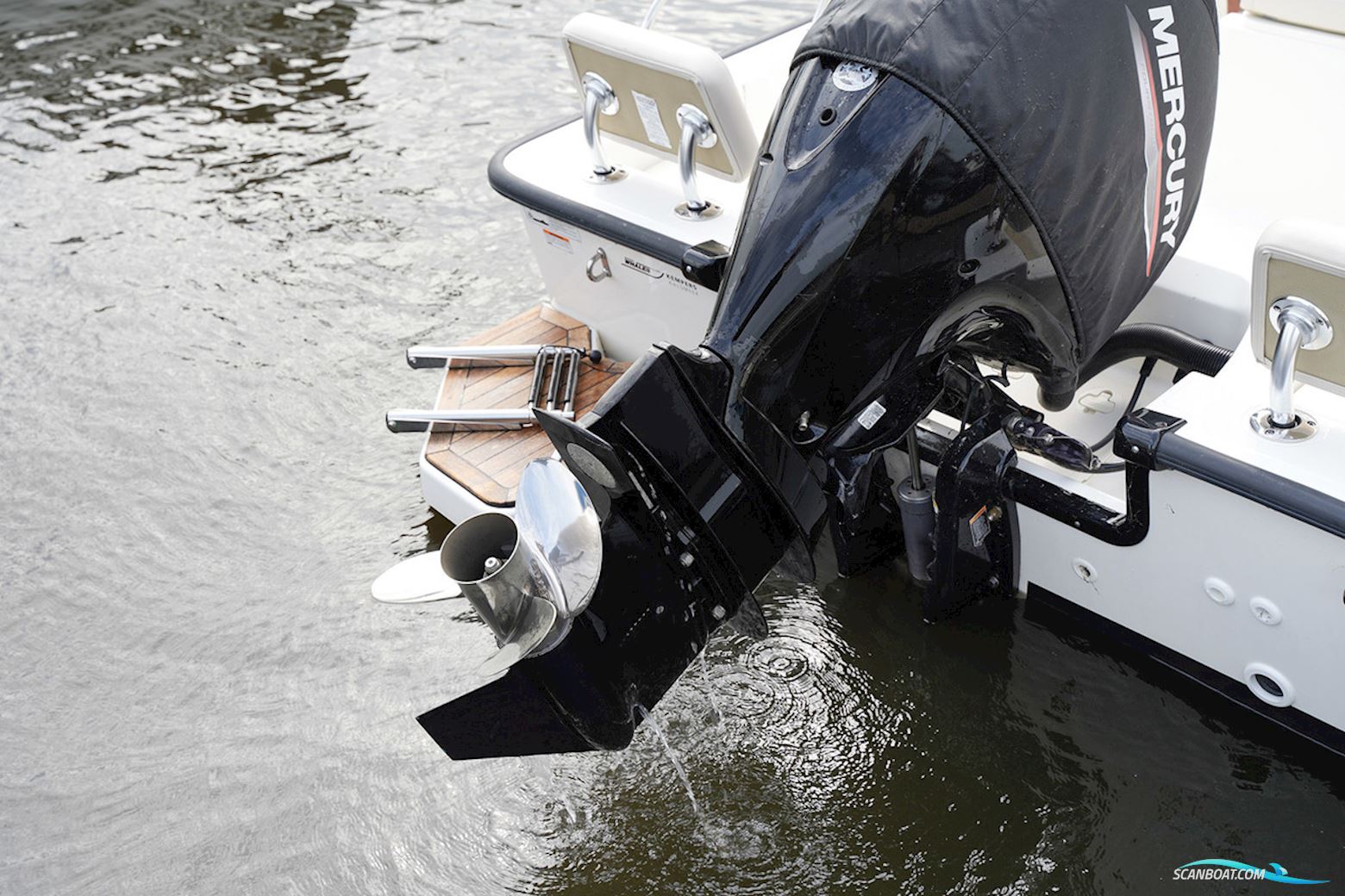 Boston Whaler 190 Montauk