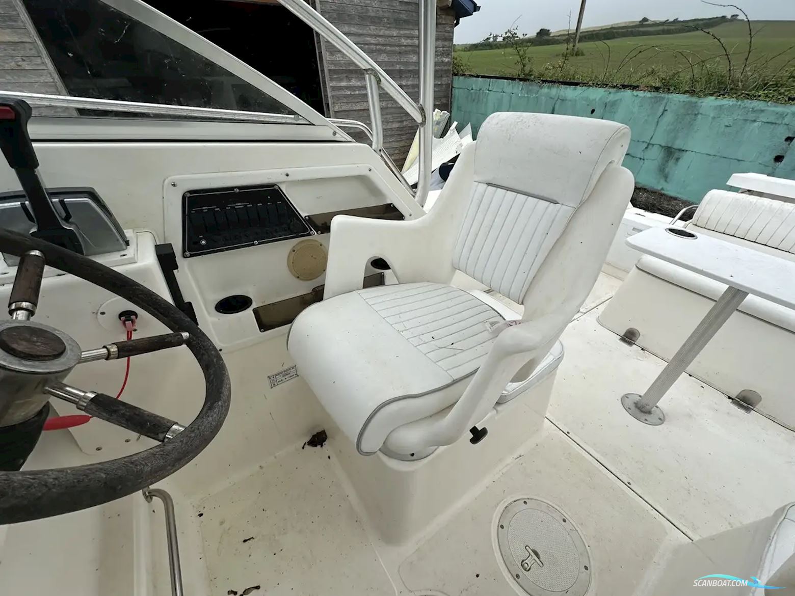 Boston Whaler 23 Conquest