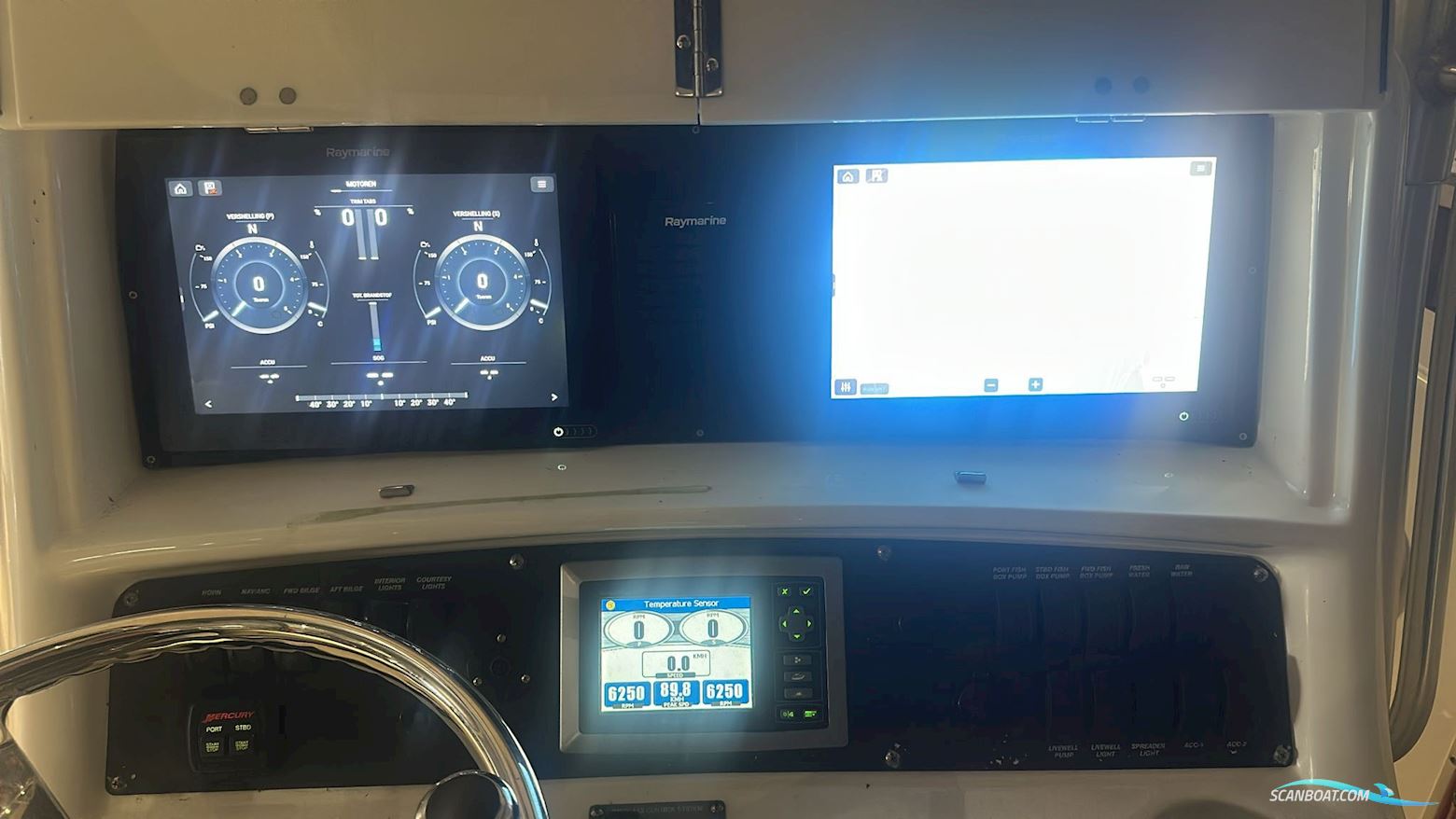 Boston Whaler 270 Outrage