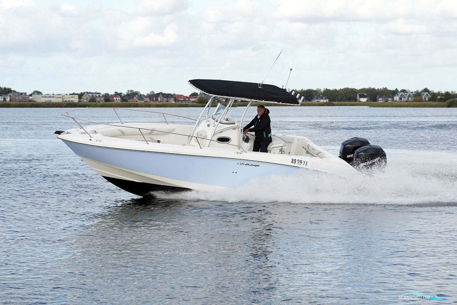 Boston Whaler 270 Outrage