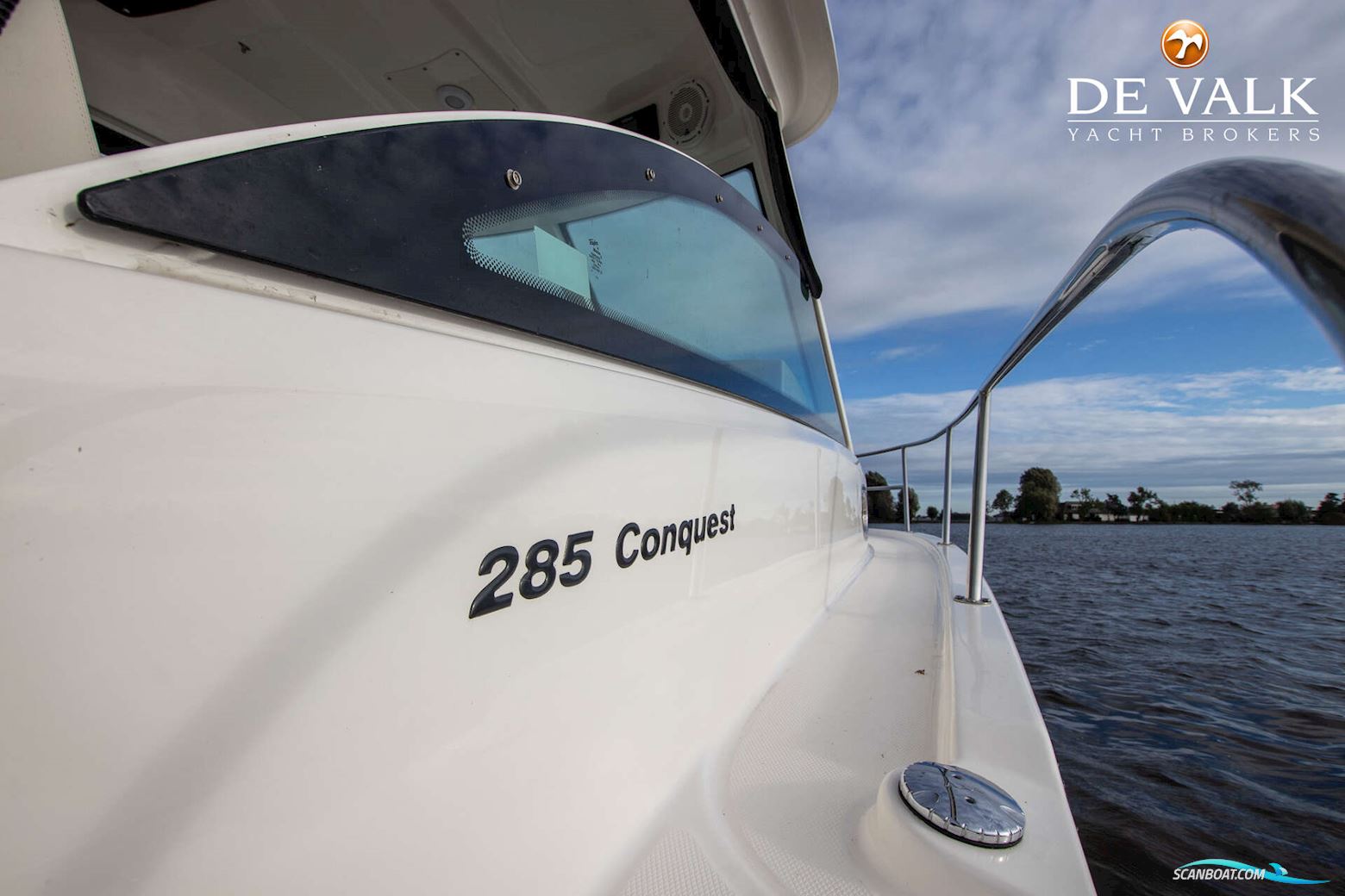 Boston Whaler 285 Conquest Pilothouse