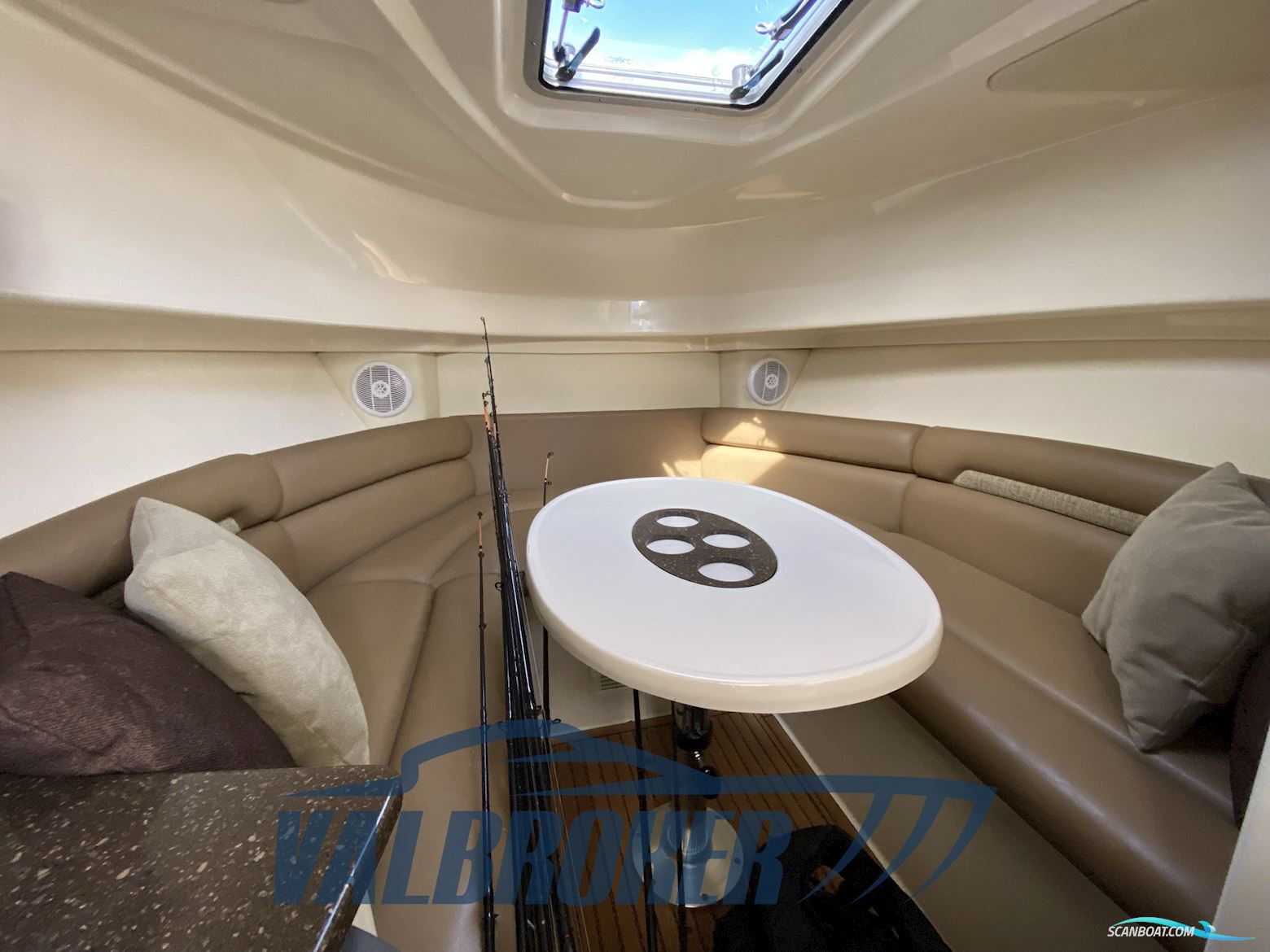 Boston Whaler 285 CONQUEST