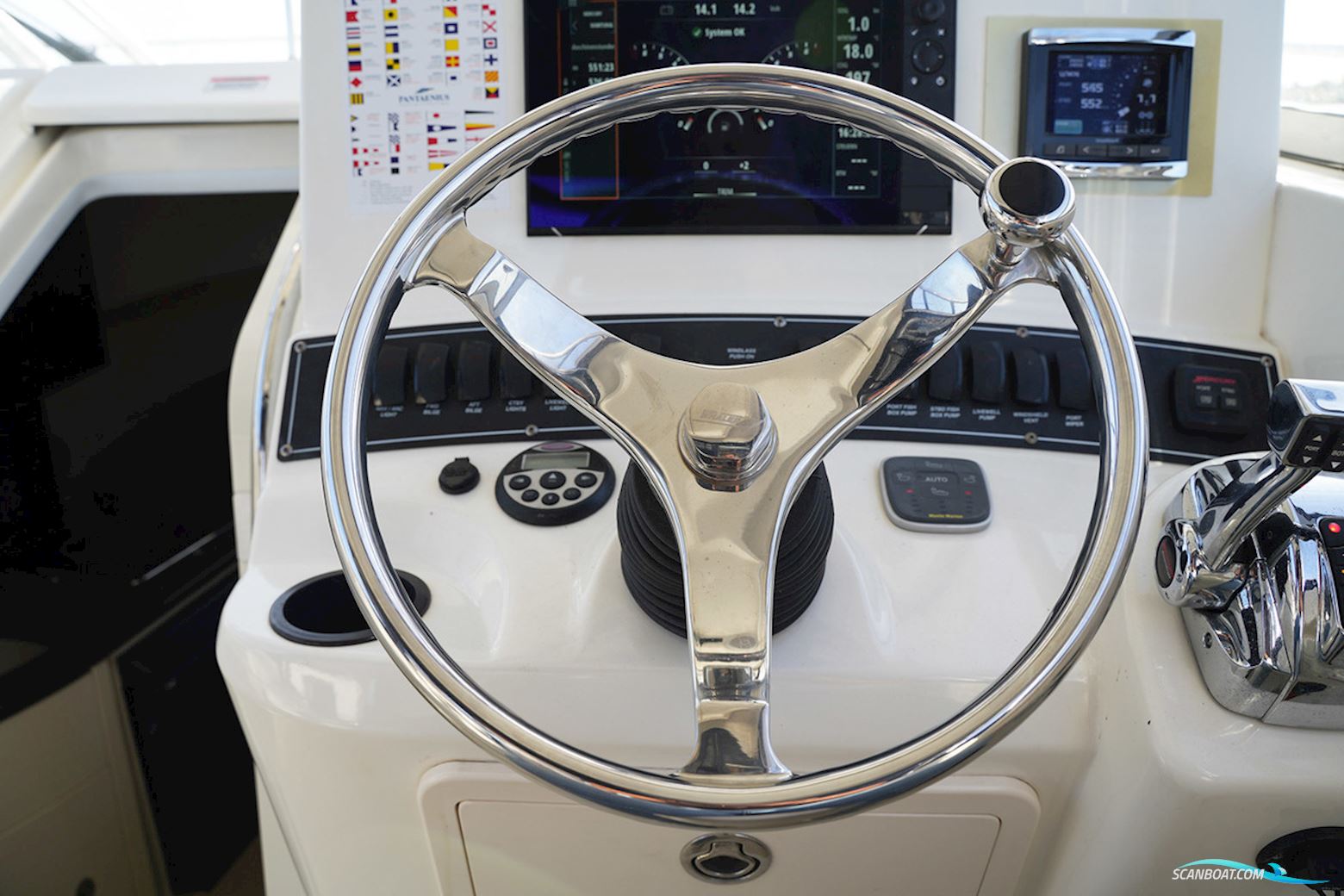 Boston Whaler 285 Conquest