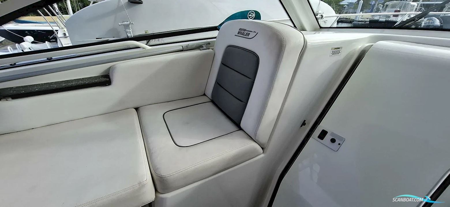 Boston Whaler 315 Conquest