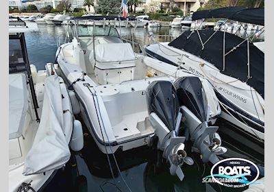 Boston Wheeler  Outrage 28 Motorbåt 2000, med Mercury  motor, Frankrike