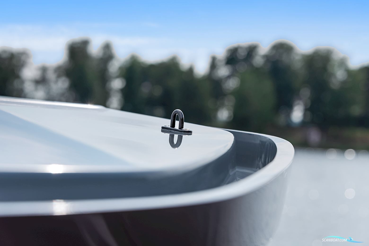 Brabus Axopar 28 Mkii Shadow 500 Cabin