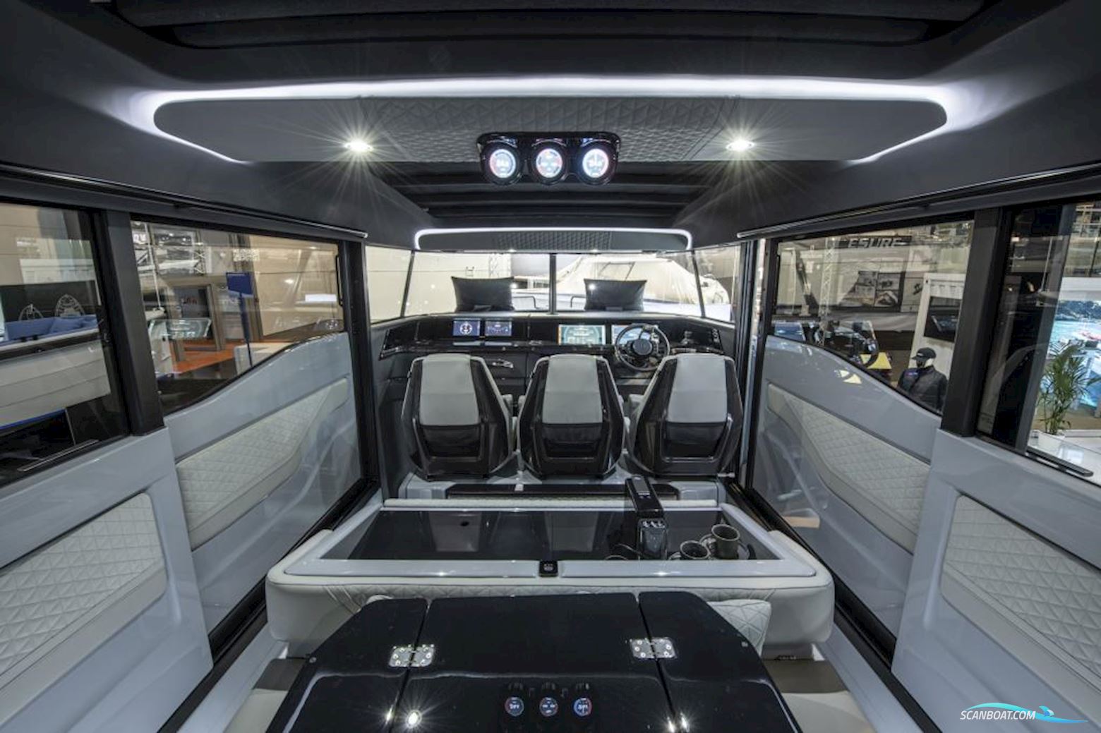 Brabus Shadow 1200 Cross Cabin