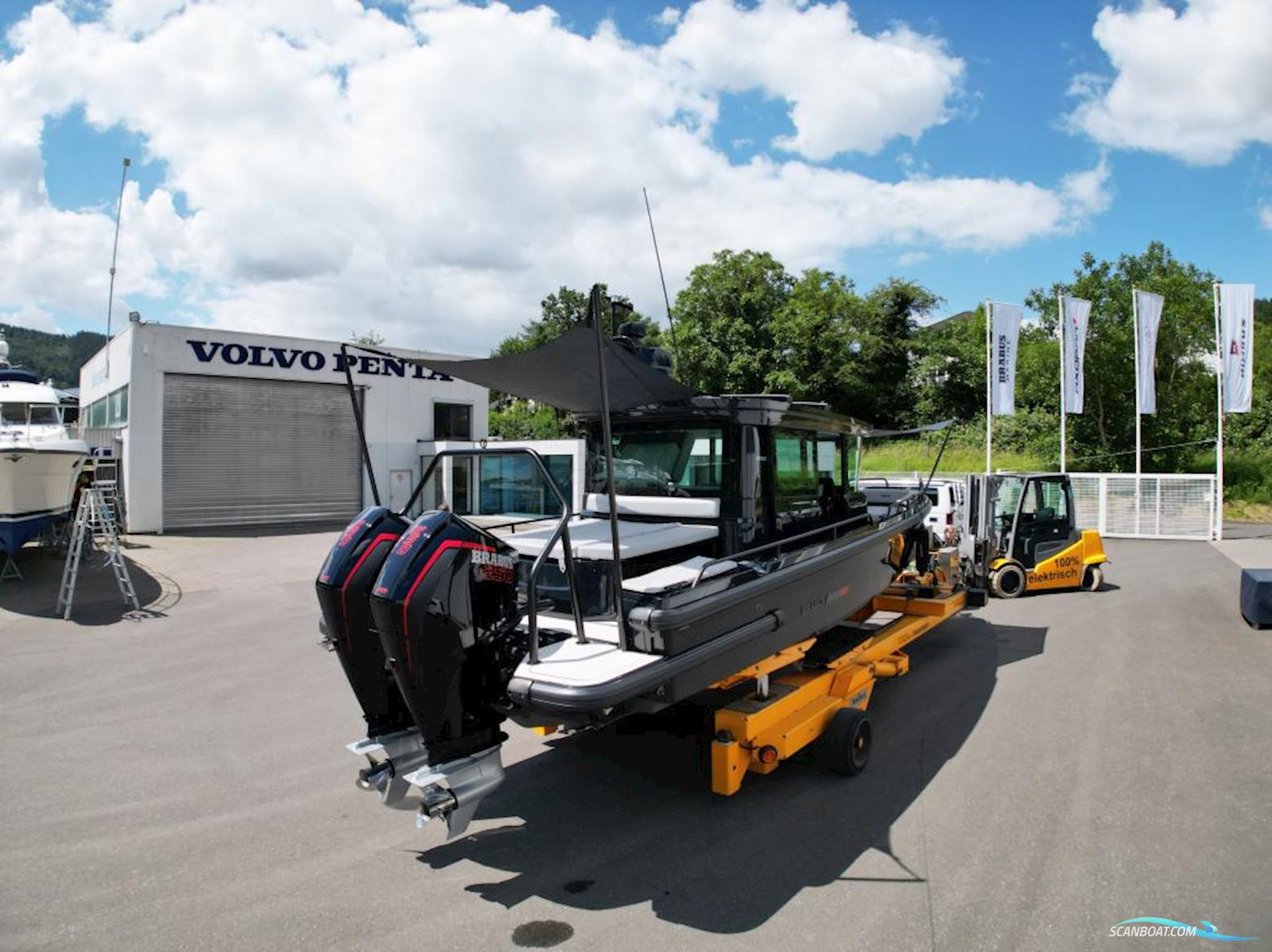 Brabus Shadow 500 Cabin