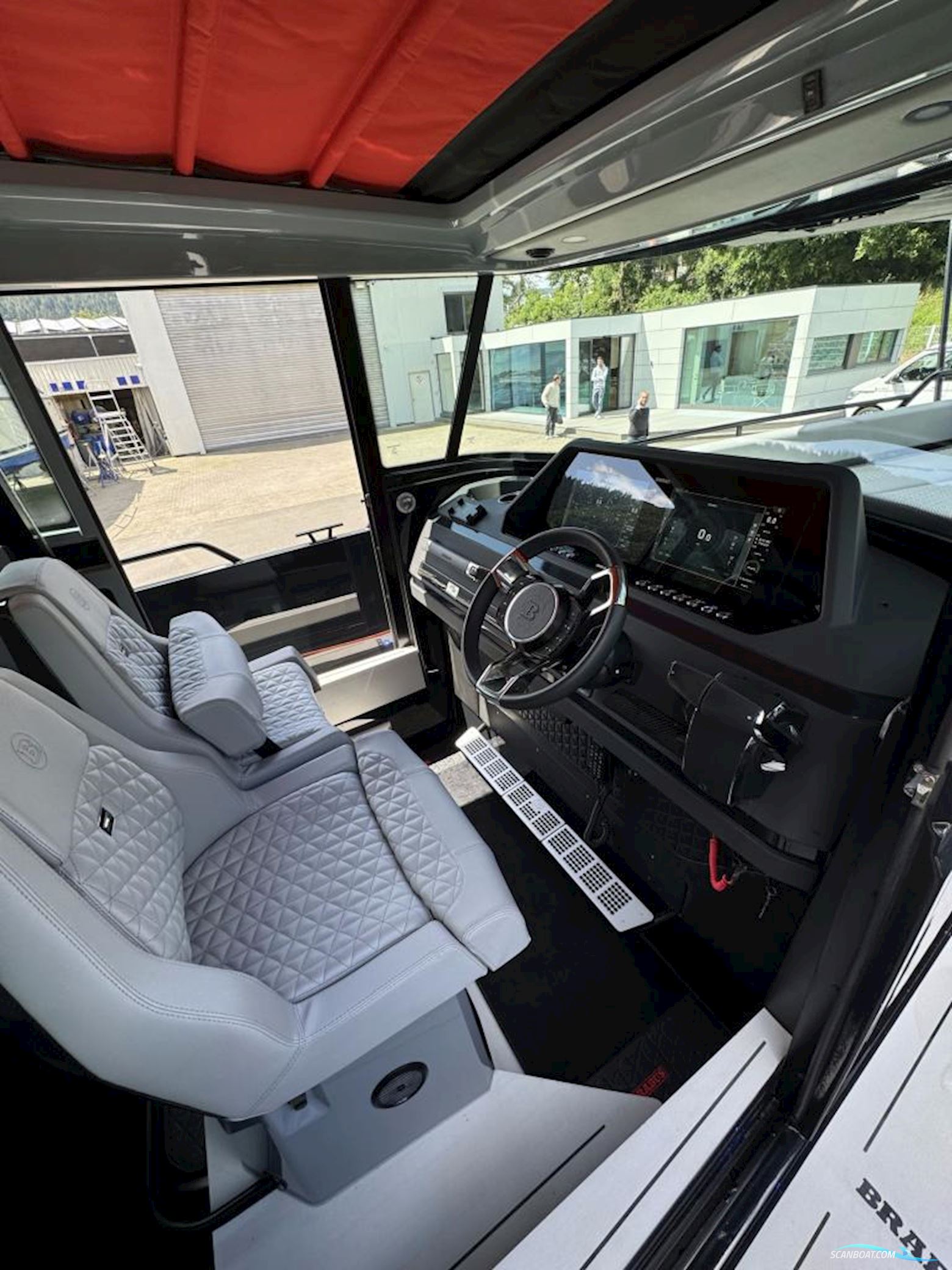 Brabus Shadow 500 Cabin