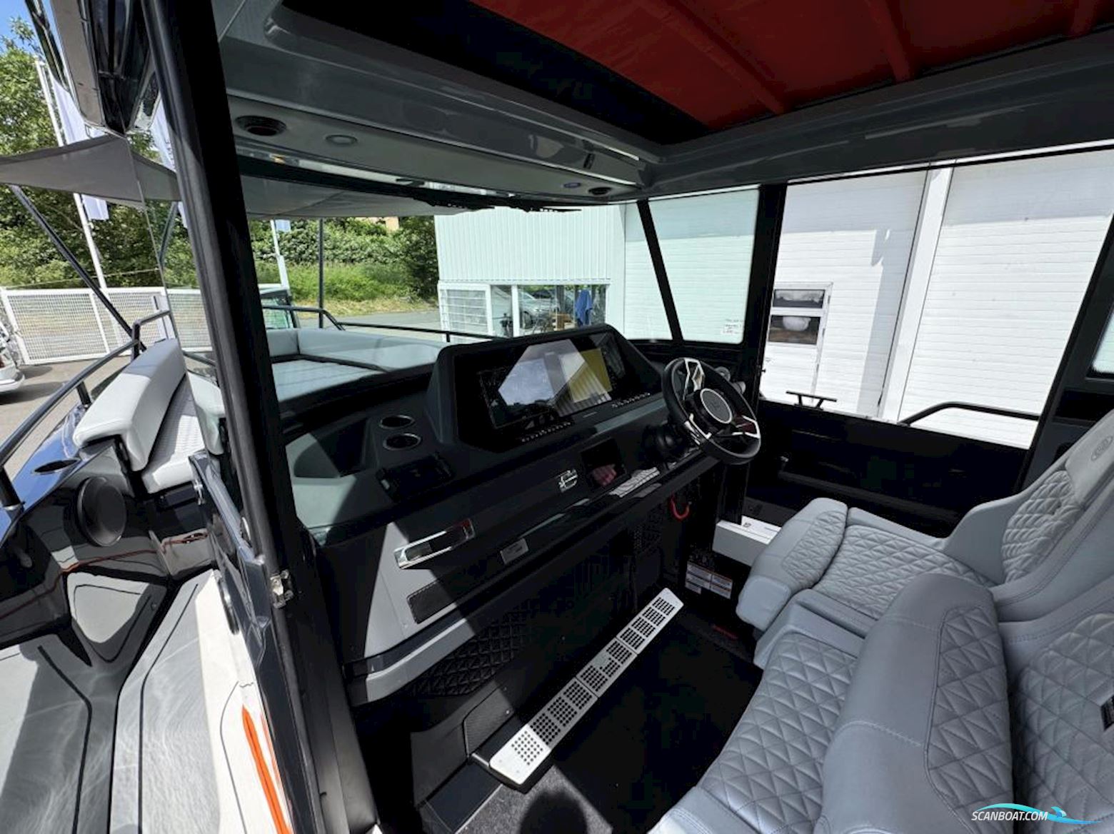 Brabus Shadow 500 Cabin