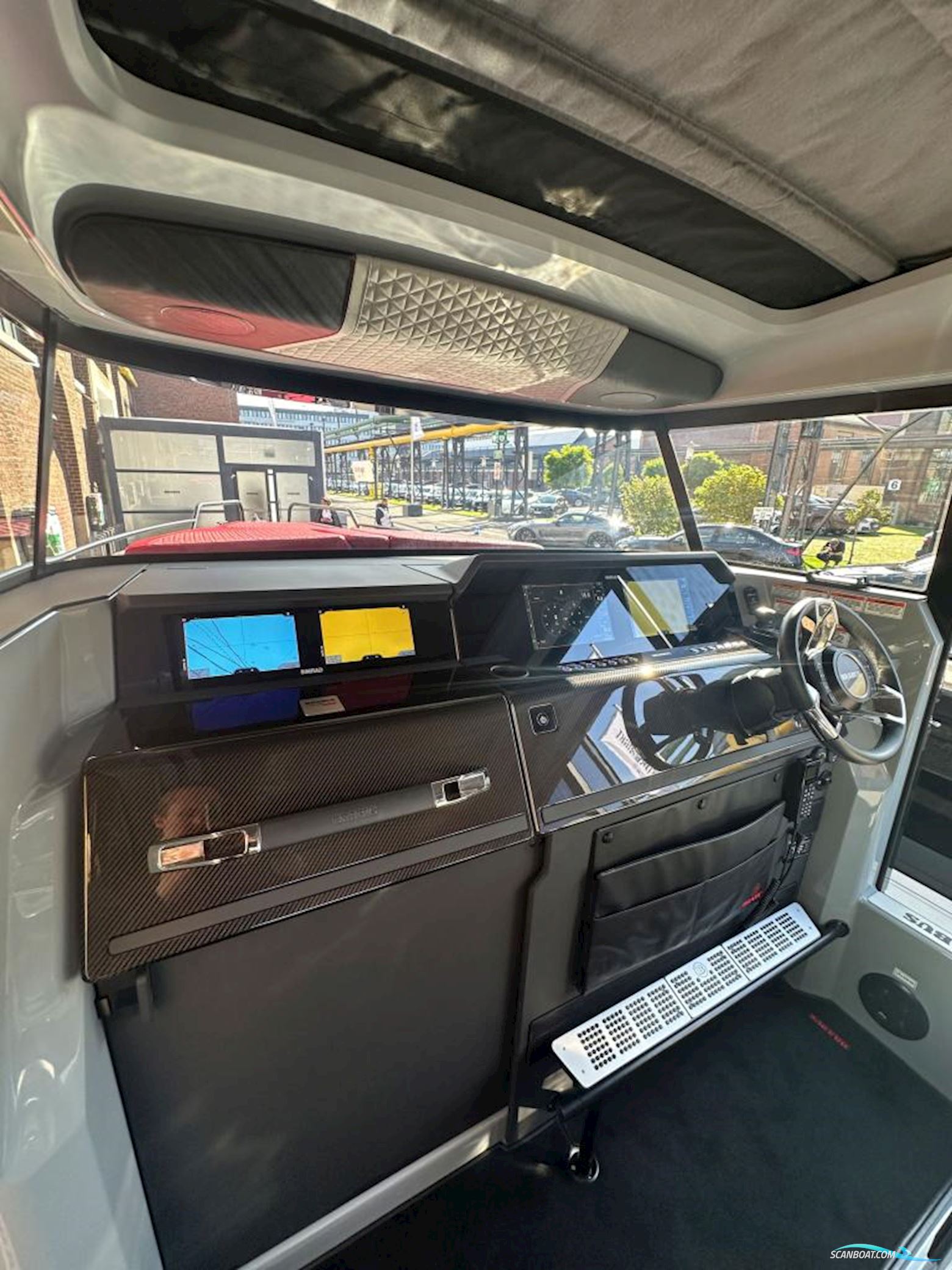 Brabus Shadow 900 Cross Cabin