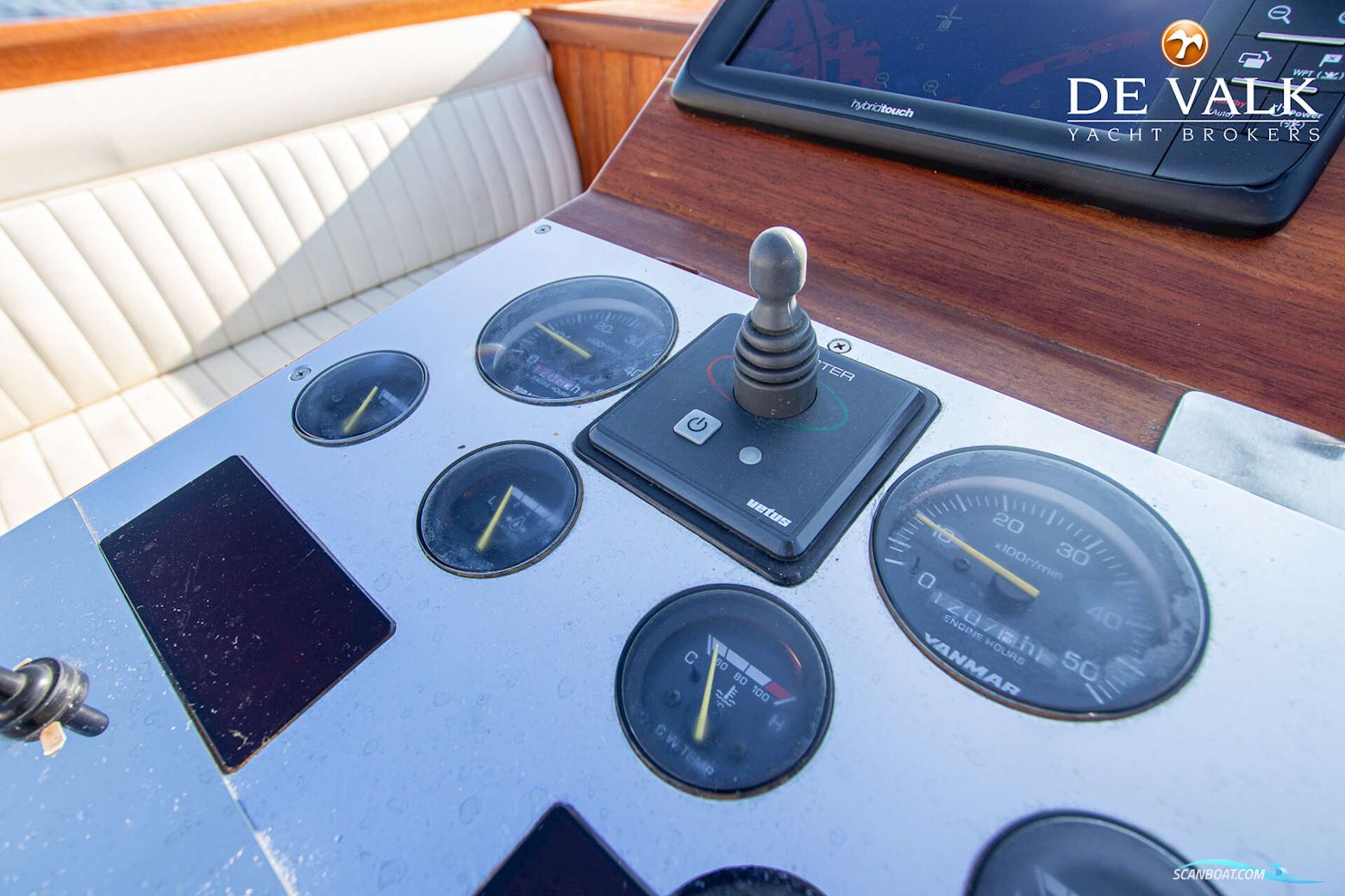 BRANDARIS Barkas 1100 Open